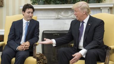WASHINGTON, DC - FEBRUARY 13: (AFP OUT) U.S. President Donald Trump (R) extends his hand to Prime Minister Justin Trudeau of Canada during a meeting in the Oval Office at the White House on February 13, 2017 in Washington, D.C. This is the first time the two leaders are meeting at the White House. (Photo by Kevin Dietsch-Pool/Getty Images)
